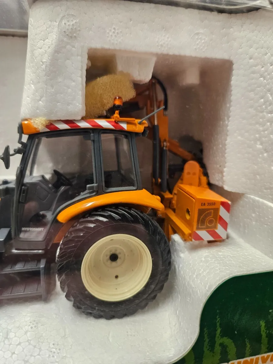Britain's Universal Hobbies Renault Ergos Side Mow - Image 3