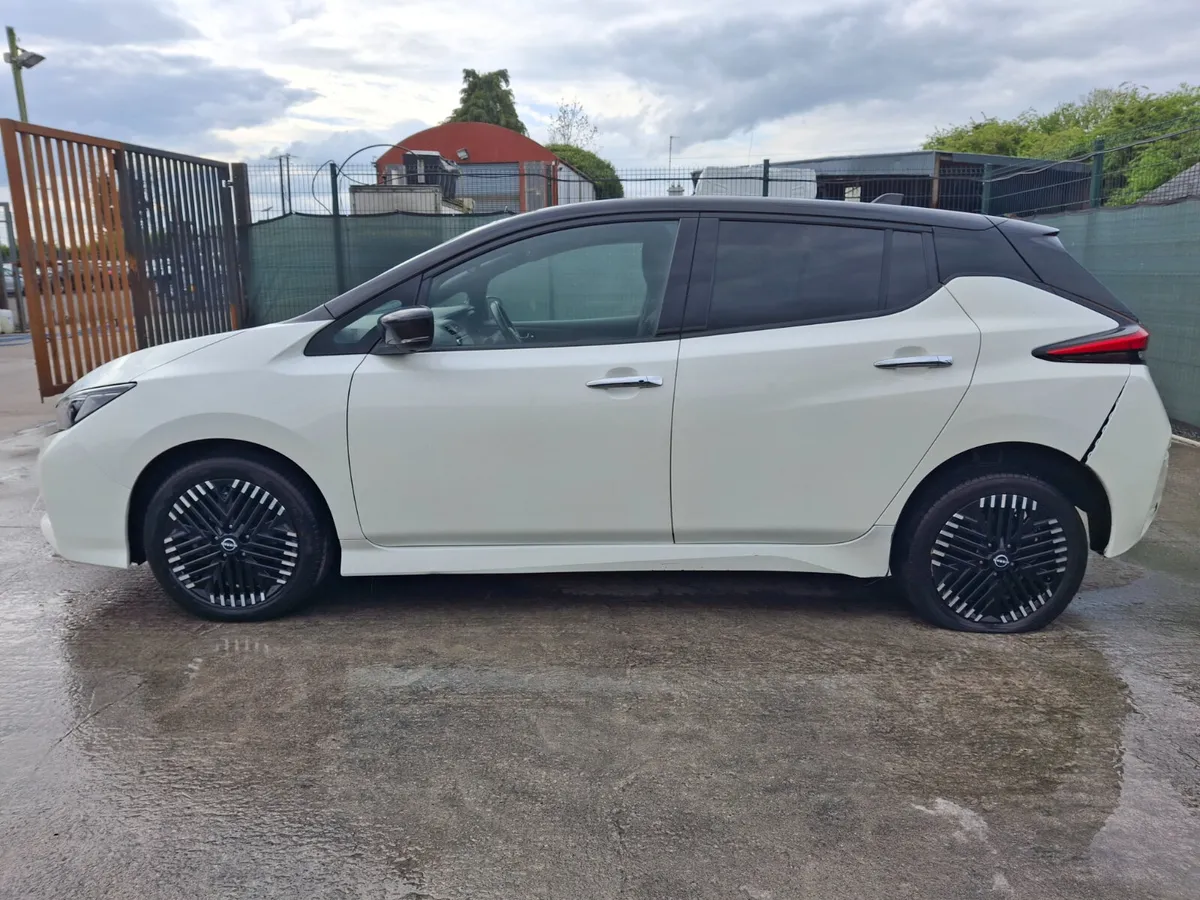 231 Nissan leaf  Premium cold pack  62kw Automatic - Image 2