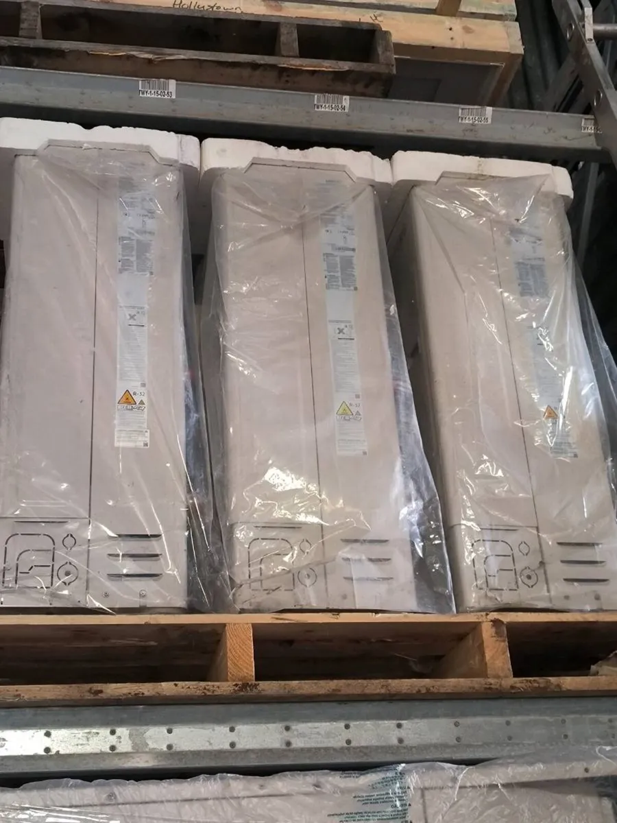 Brand new Samsung 8 KW heatpump 2022 and 2021 - Image 1