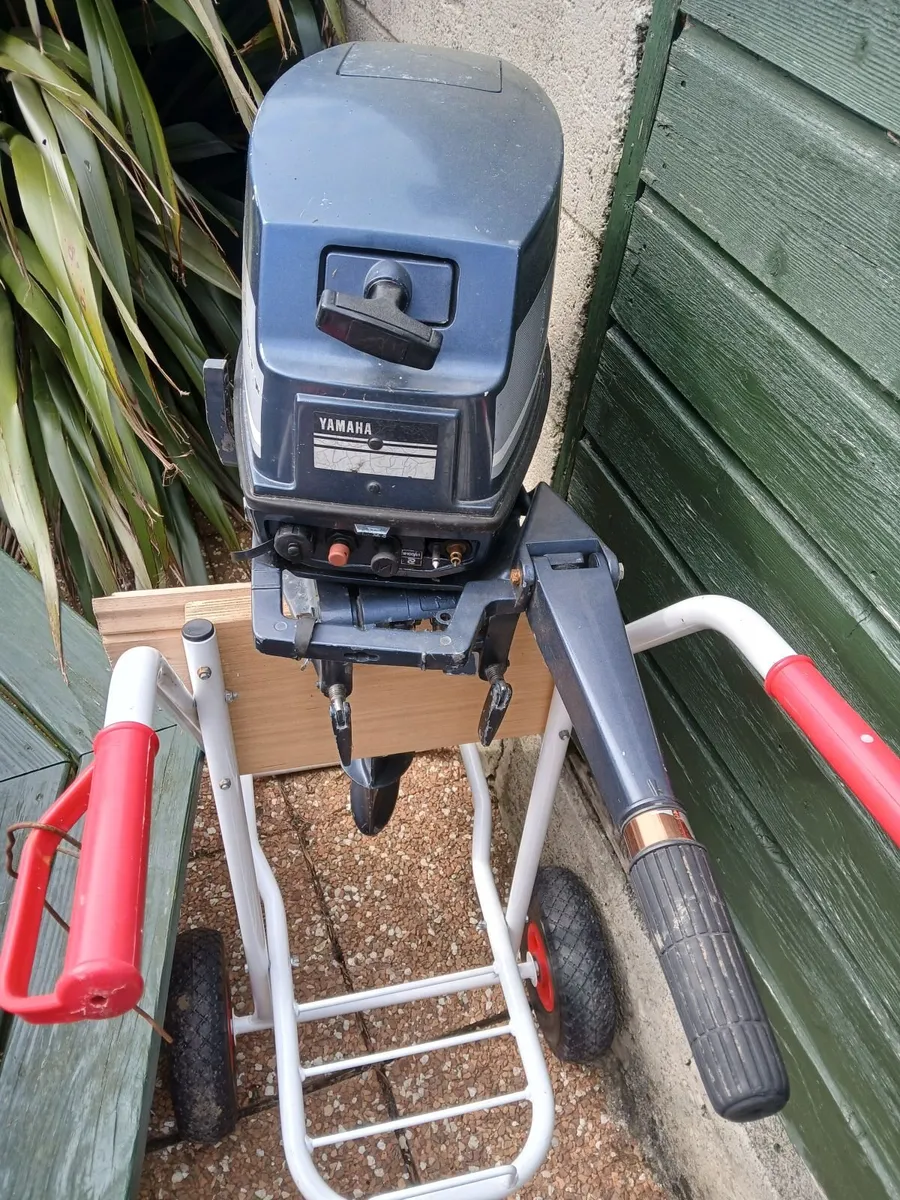 Outboard engine - Image 2