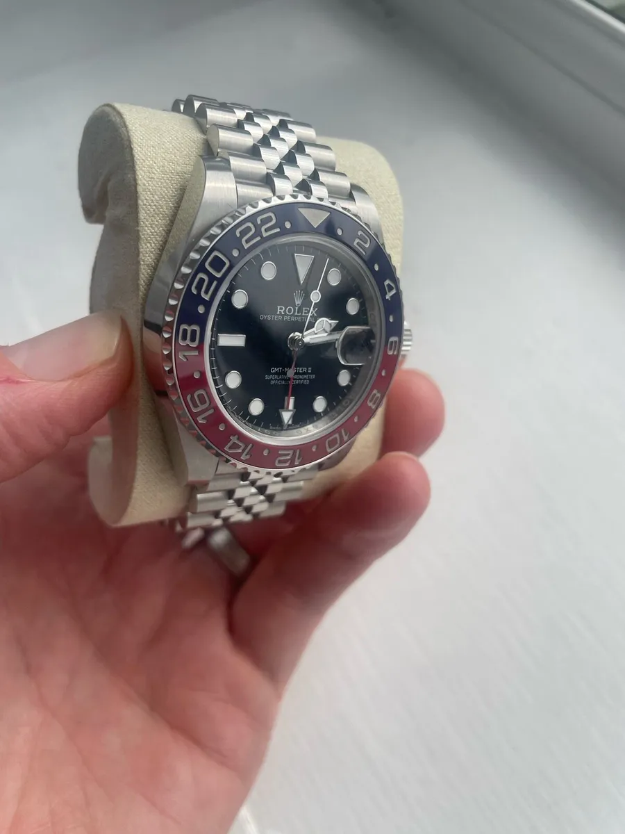 Rolex GMT Master II Pepsi - Image 4