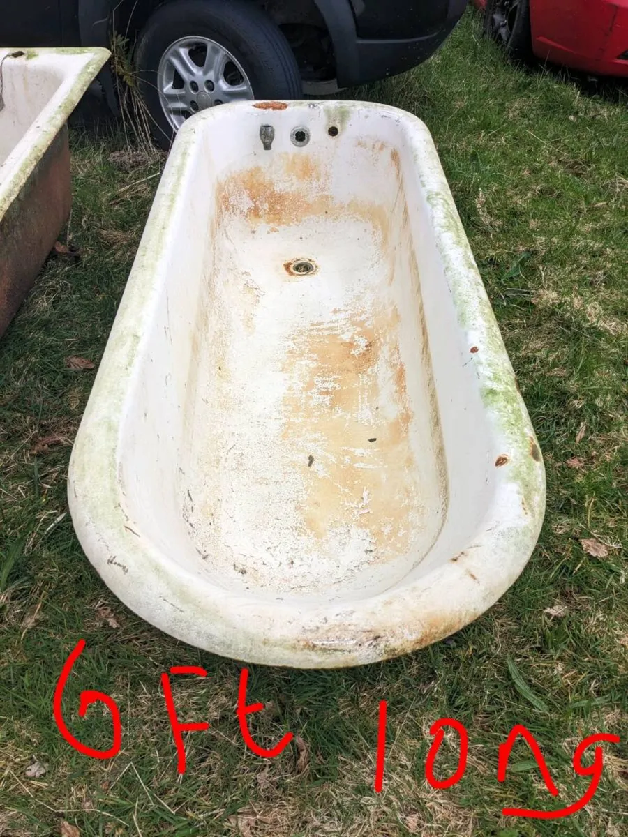 Cast iron baths - Image 1