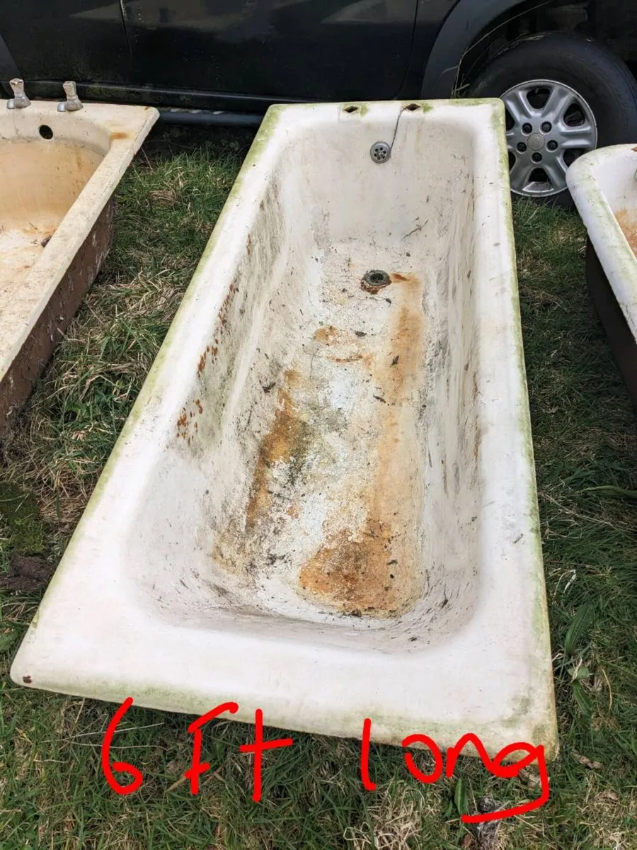 Cast iron baths - Image 2