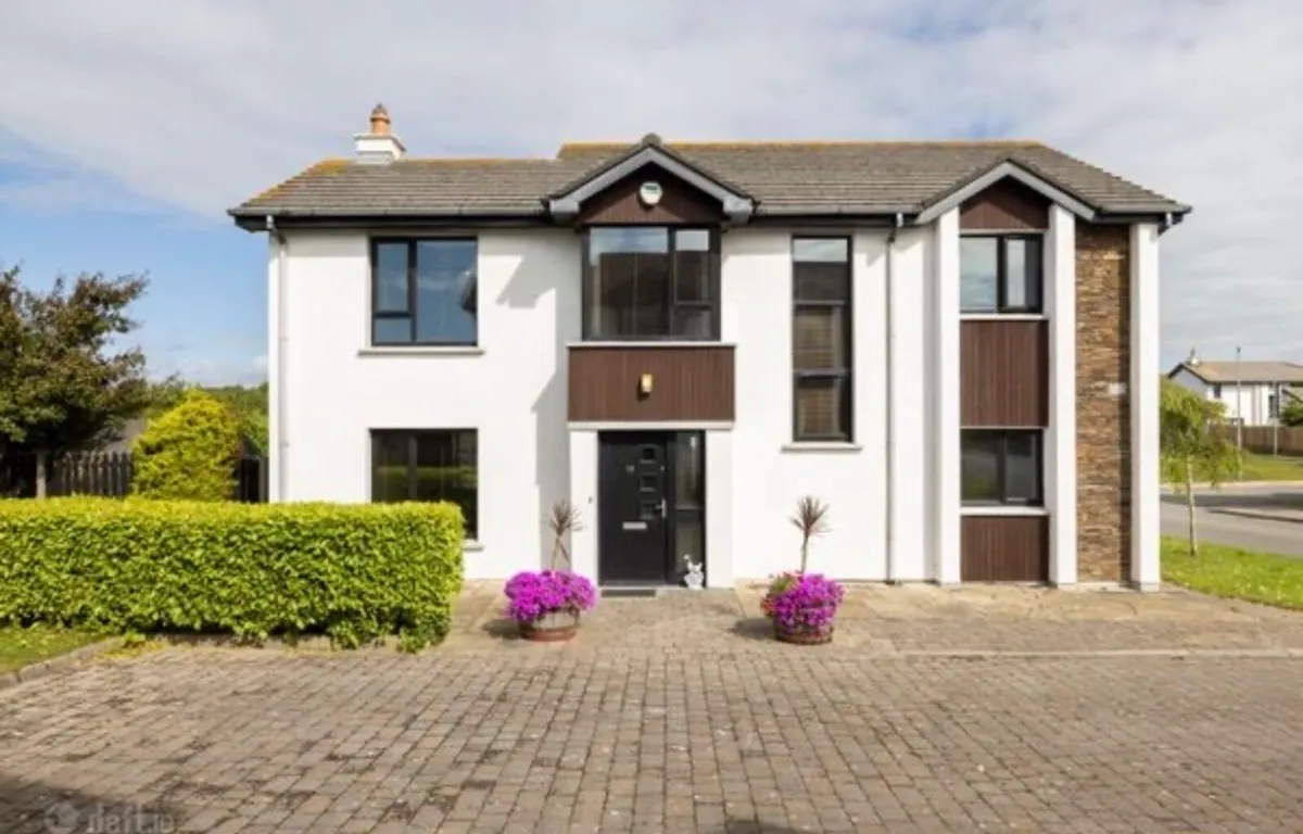 Holiday Home Rosslare Strand - Image 1