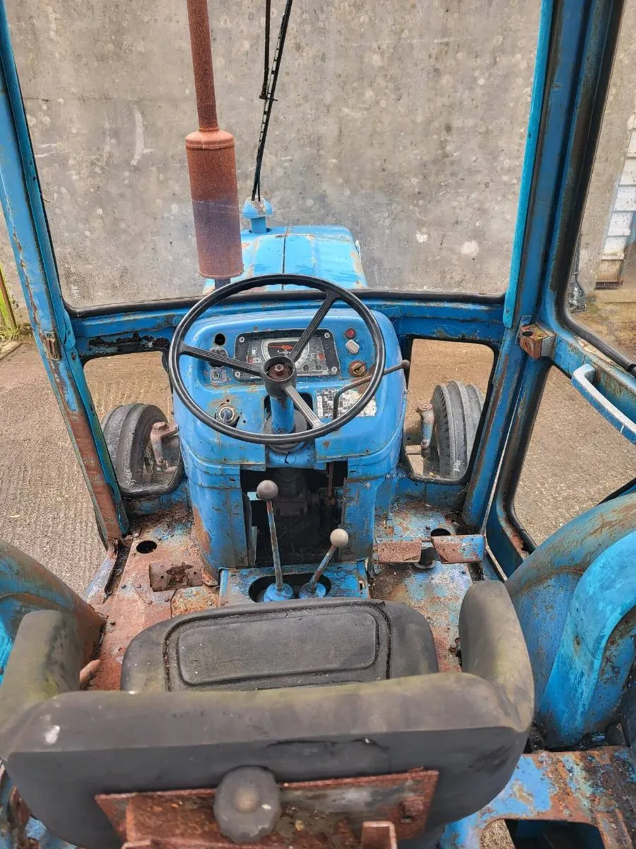 Ford 4600 - Image 4