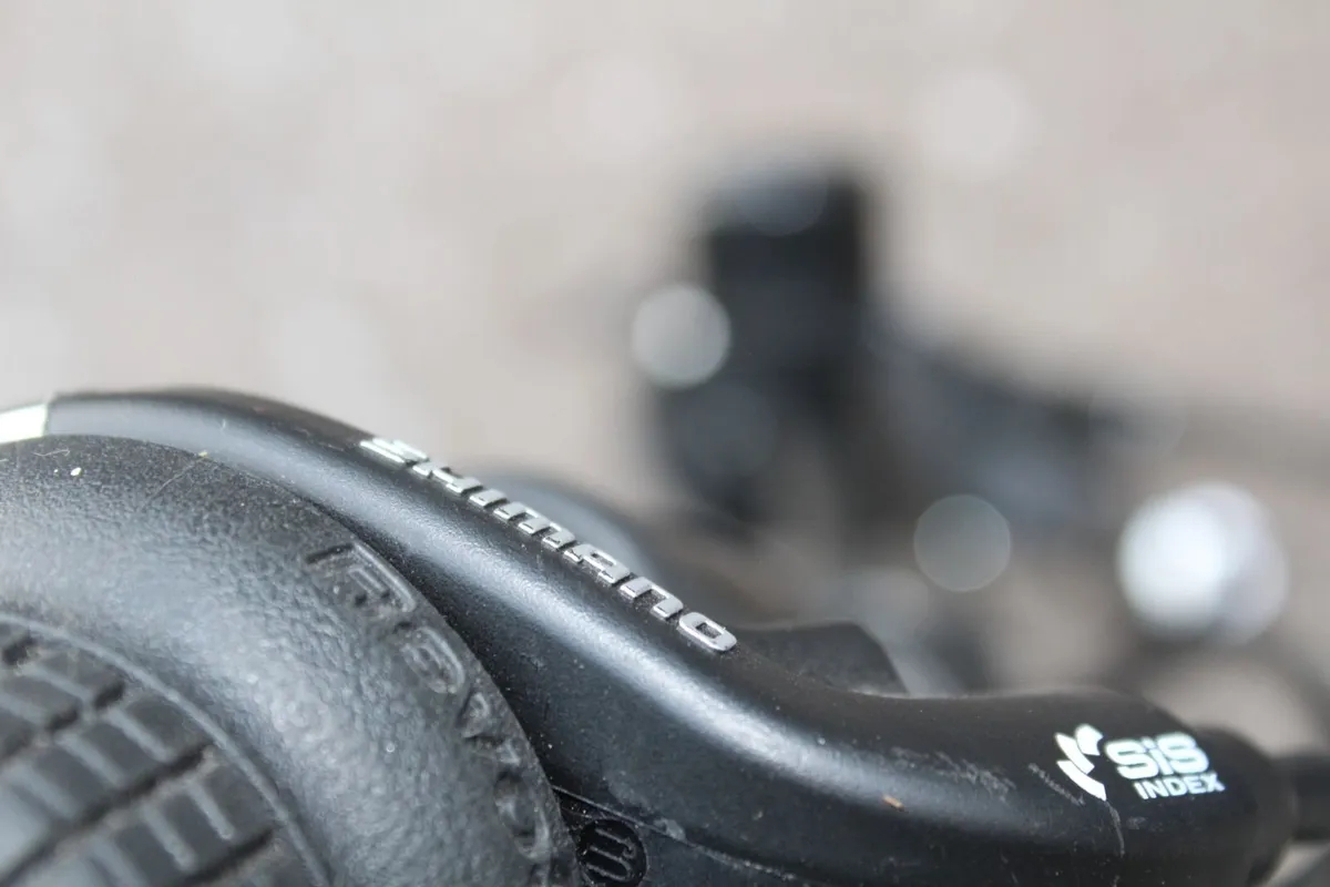 Apollo Cipher 9-12yrs 18 Gear Kids Bike - Image 3