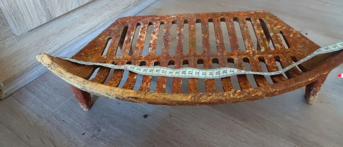 Fire grate - Image 1