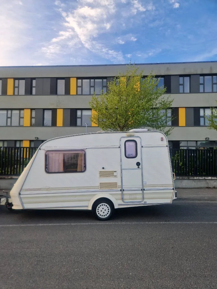 Caravan - Image 2