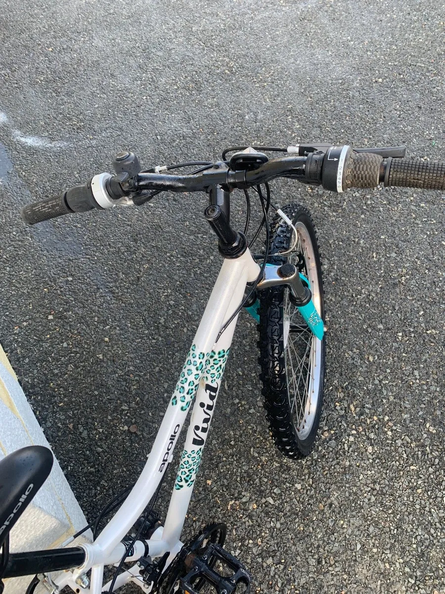 Girls Bike - Image 2