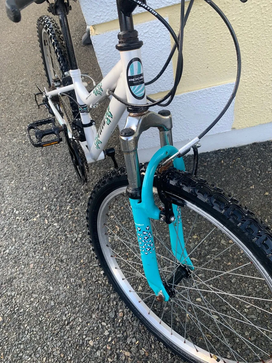 Girls Bike - Image 3