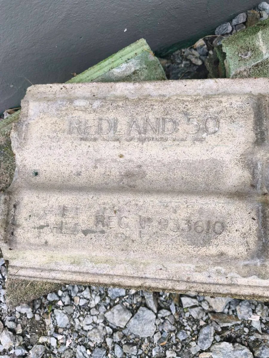 Redland 50 roof tiles - Image 2