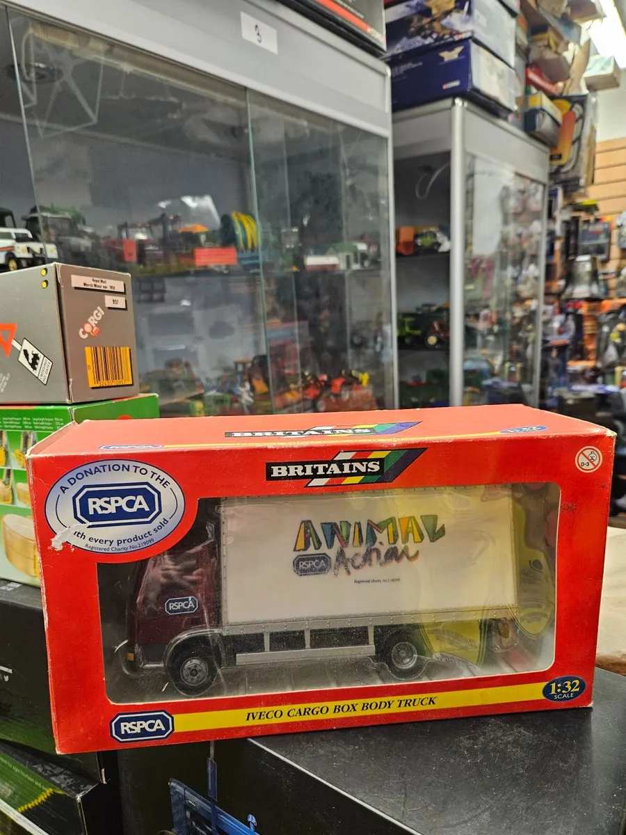 Britain's Iveco Cargo Box Truck 1.32 - Image 1