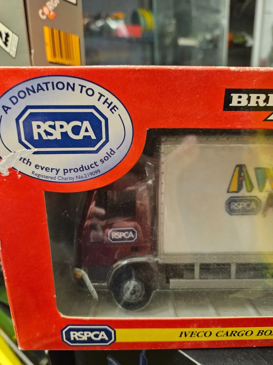 Britain's Iveco Cargo Box Truck 1.32 - Image 2