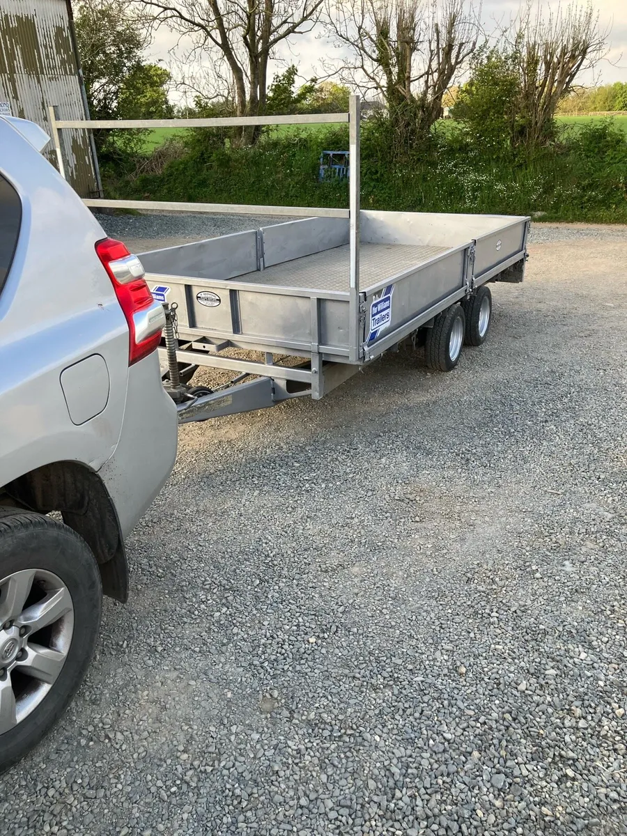 Trailers - Image 1