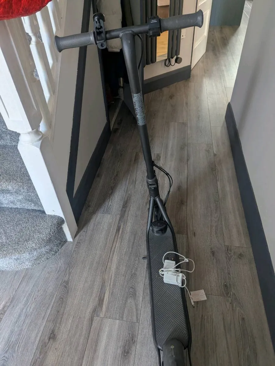 Electric scooter - Image 1