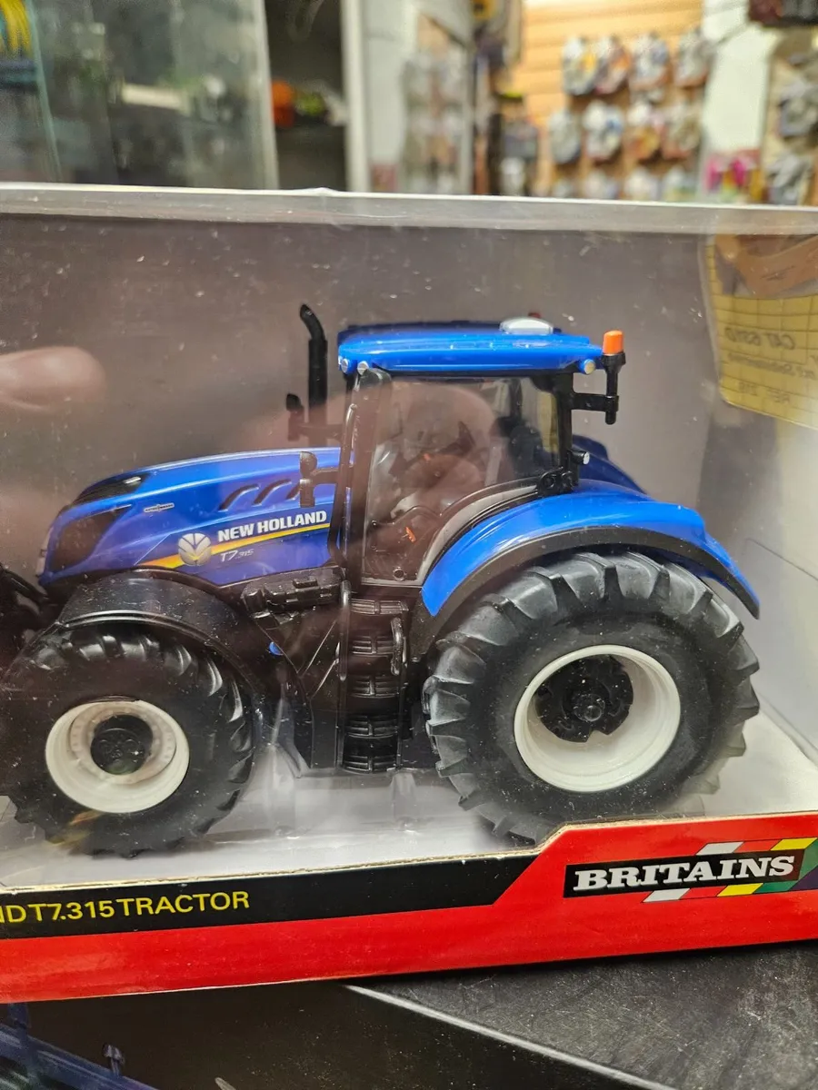 Britain's New Holland Tractor - Image 1