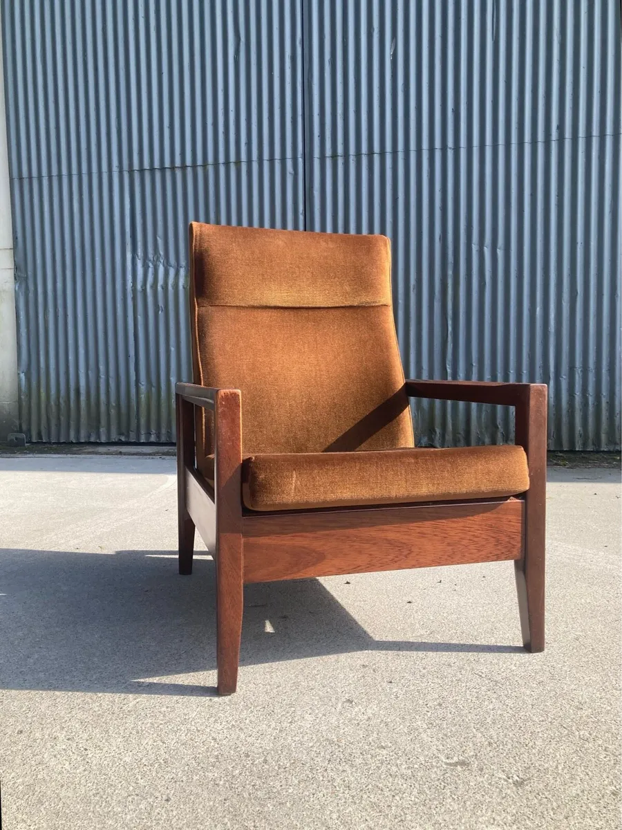 Mid Century Lounge Chair Warehouse Open Sat 2 May - Image 2