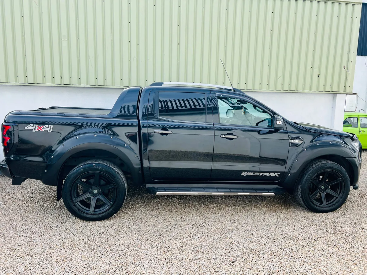 2017 Ford Ranger wildtrack 3.2 Automatic - Image 2