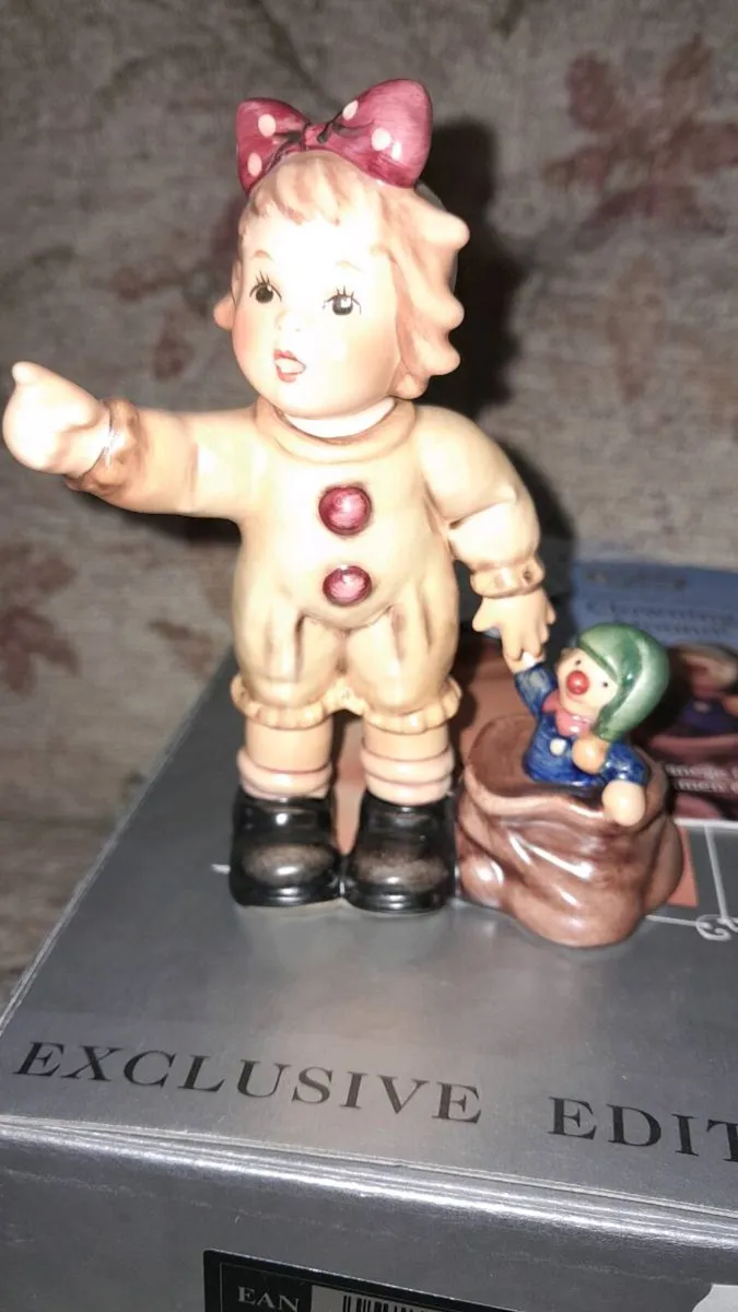 "Clowning Around" Hummel figurine. - Image 1