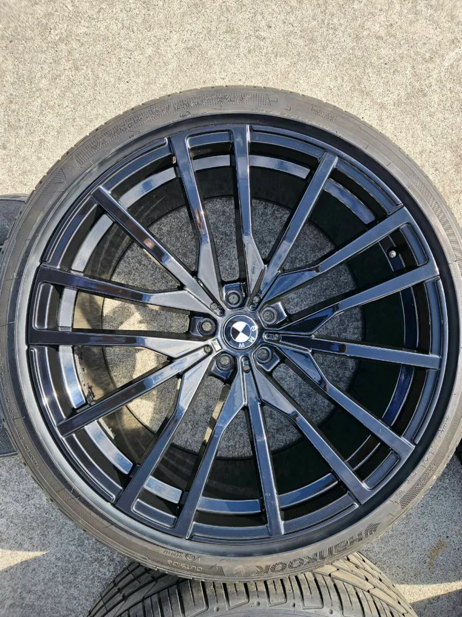 BMW X5 G05 ALLOYS AND TYRES - Image 2
