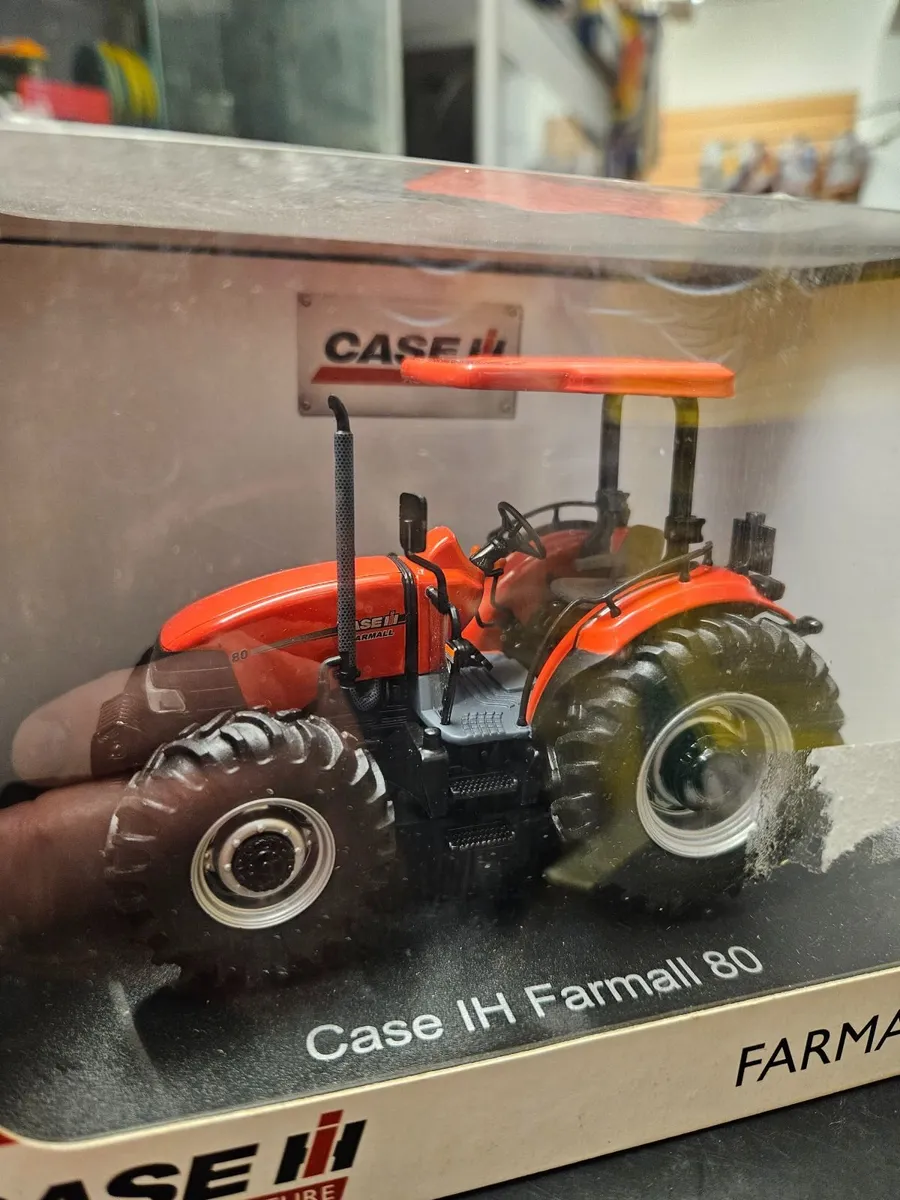 Britain's Universal Hobbies Case Tractor - Image 2