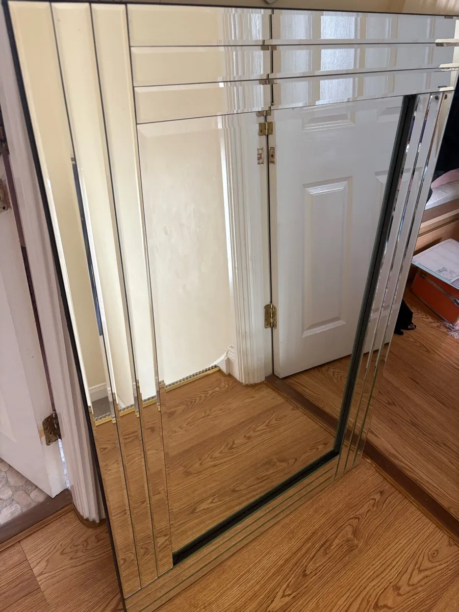 Large beveled mirror - Image 2