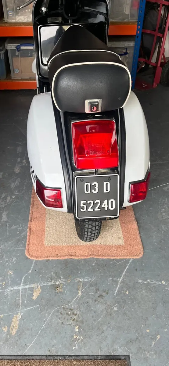 Vespa PX200 SERIES SPECIAL NO.44 - Image 4