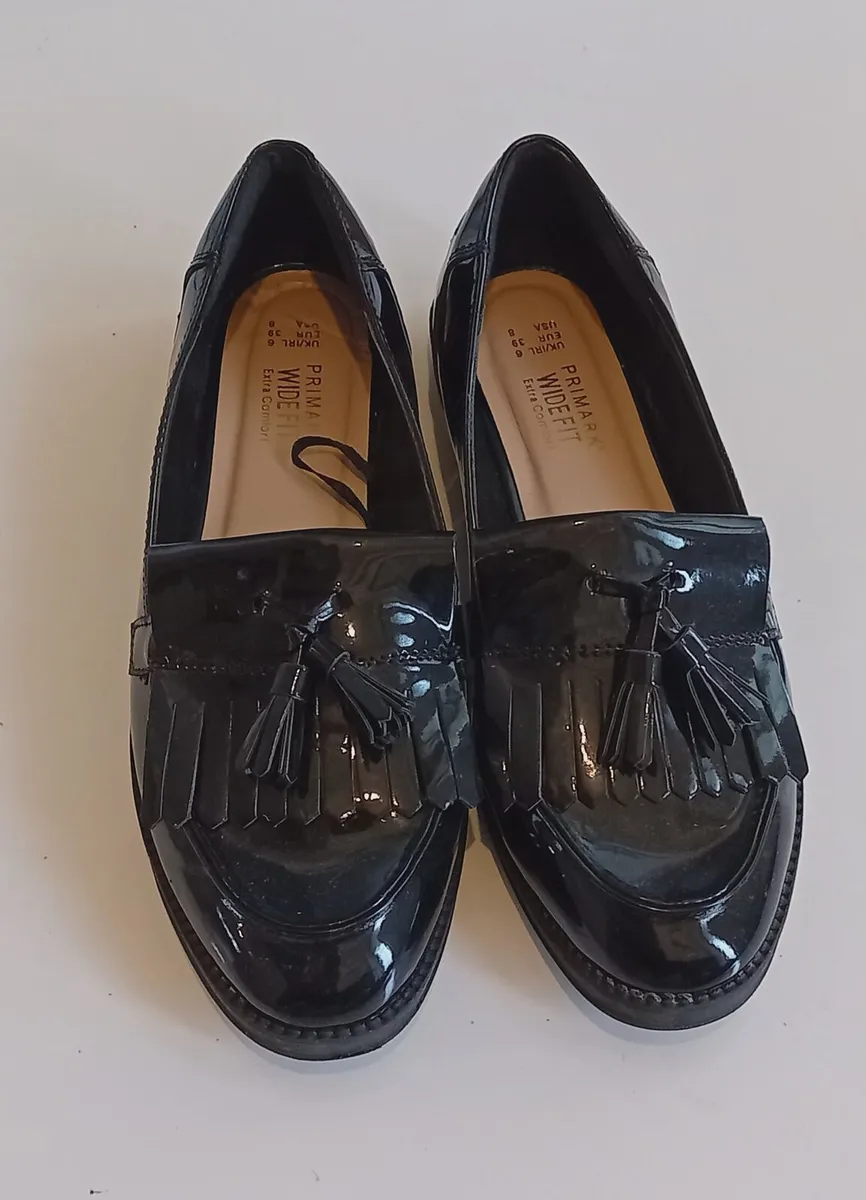 Ladies Loafers UK6 - Image 1