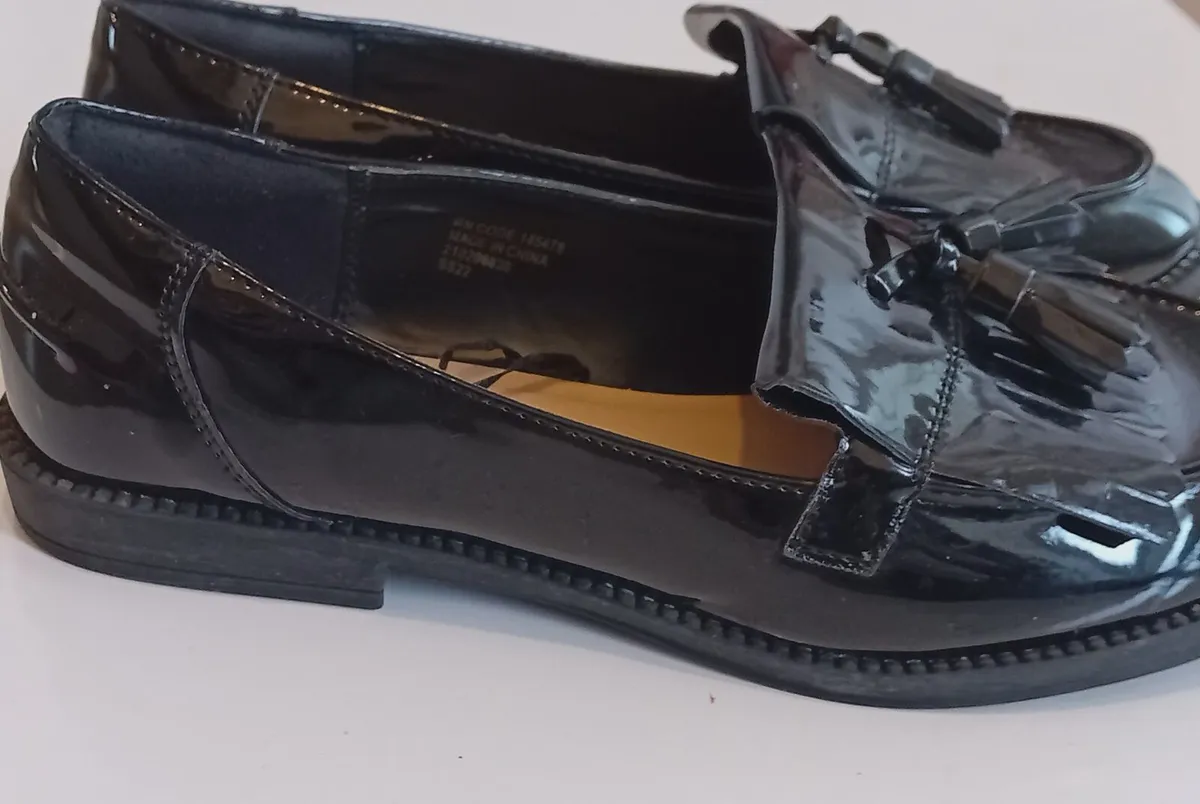 Ladies Loafers UK6 - Image 3