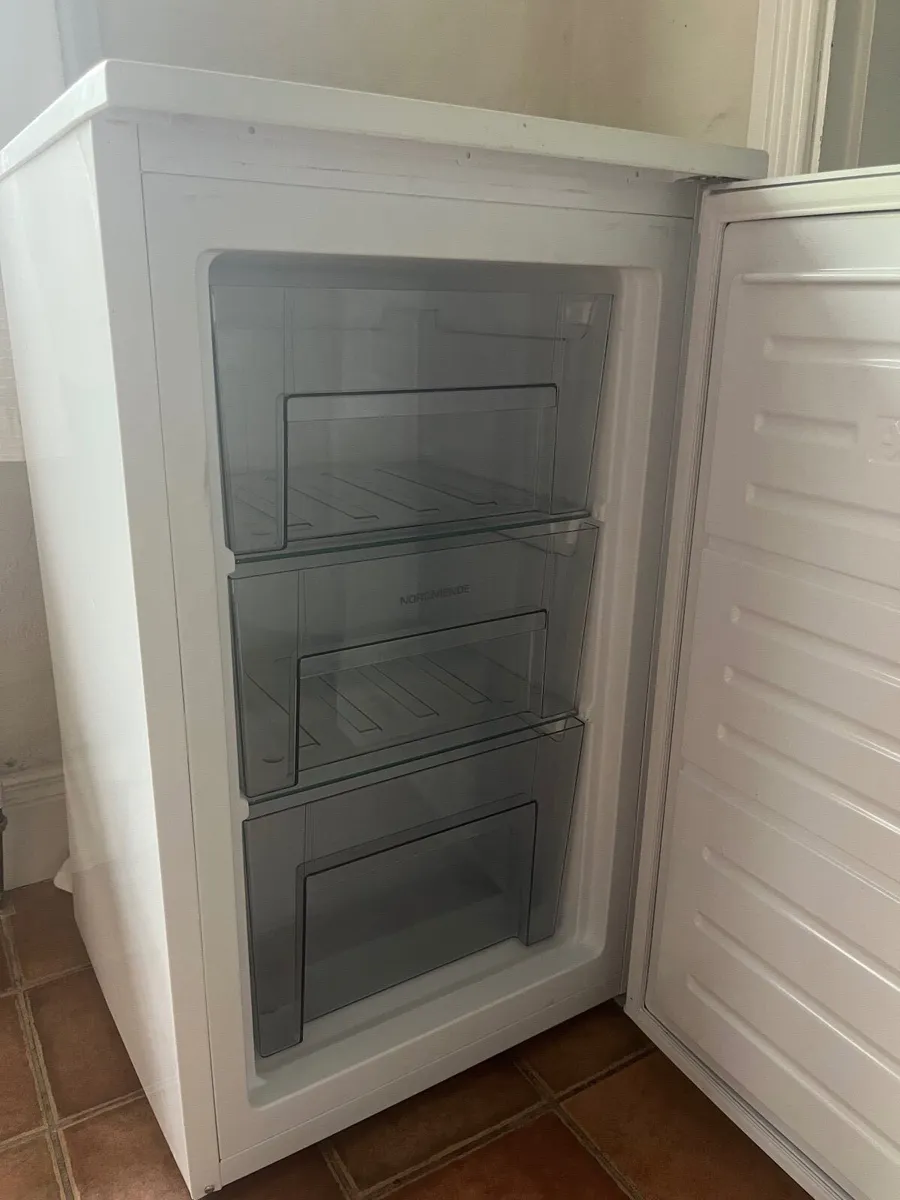 Freezer - Image 1