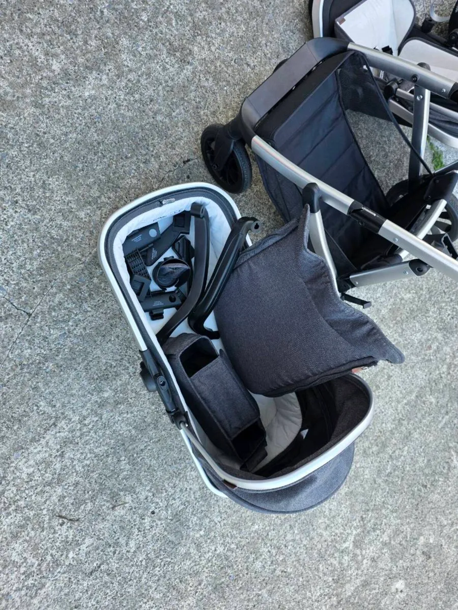 Travel buggy - Image 1