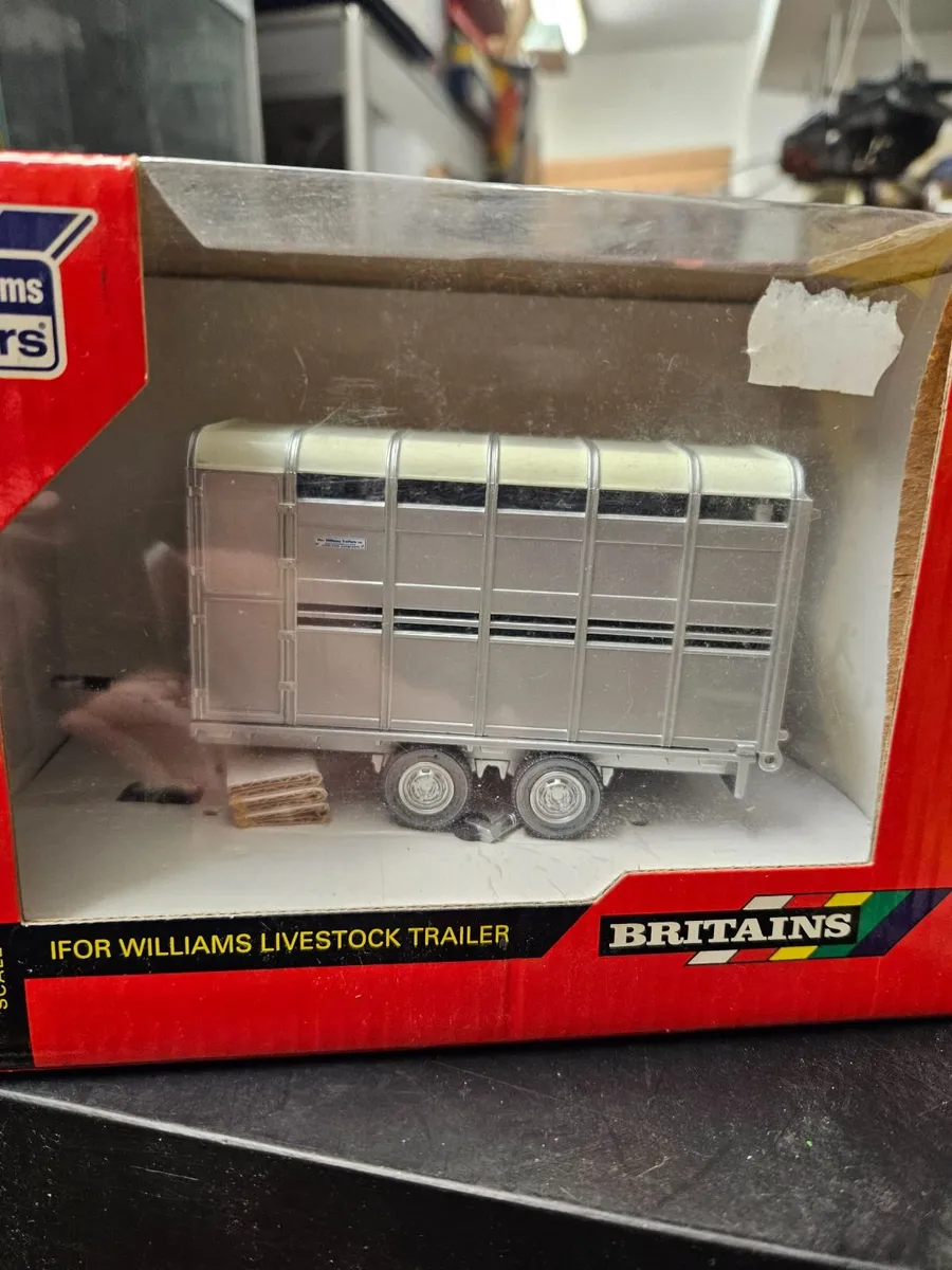 Britain's Farm Livestock Trailer - Image 2