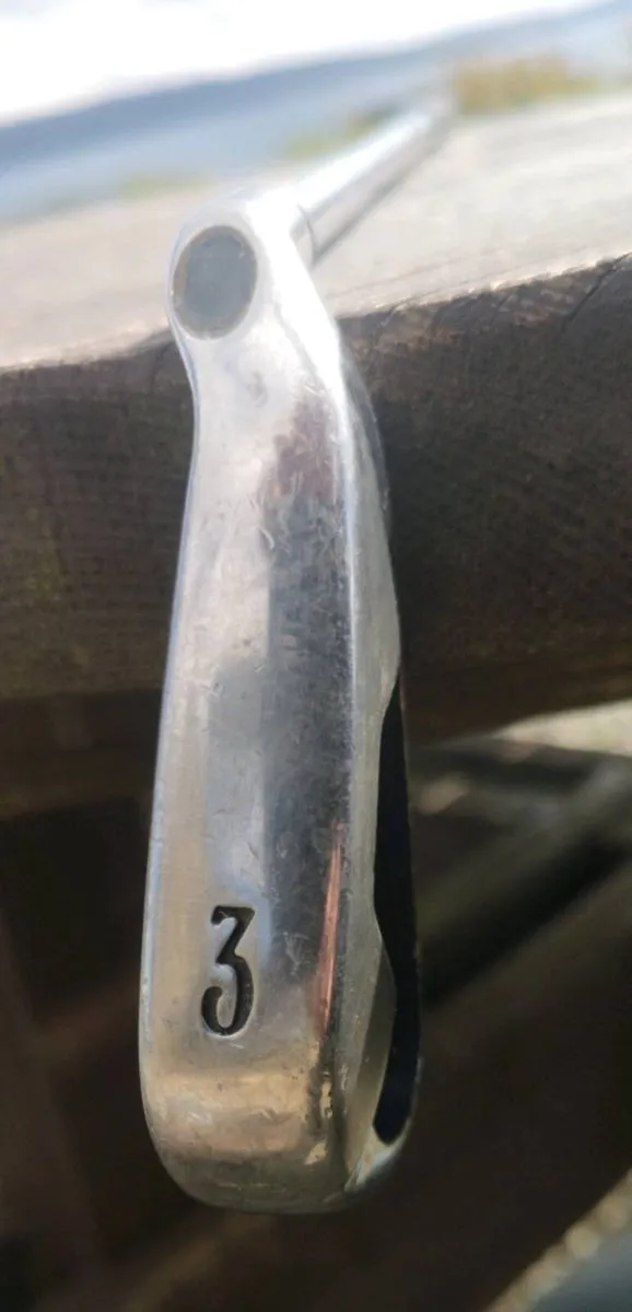 Callaway X18,3 iron, uniflex firm steel shaft - Image 3