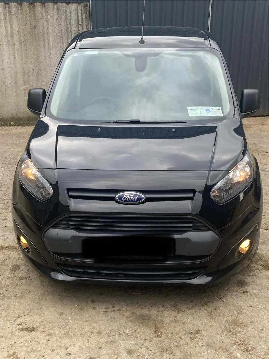Ford transit Connect - Image 1