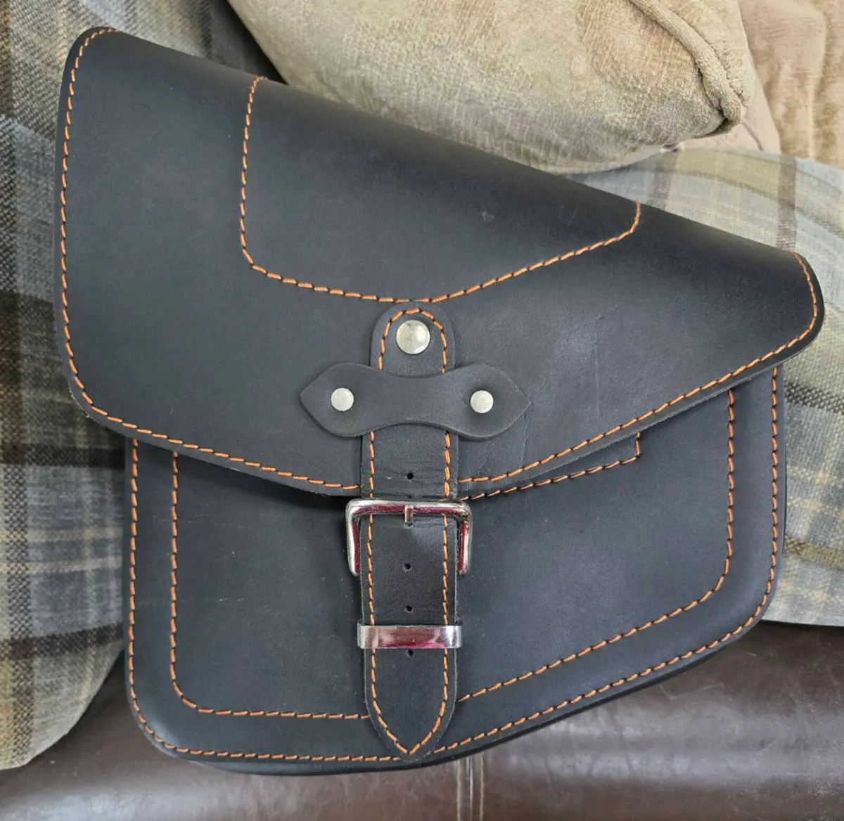 Motorcycle Swing Arm Bag - Image 1