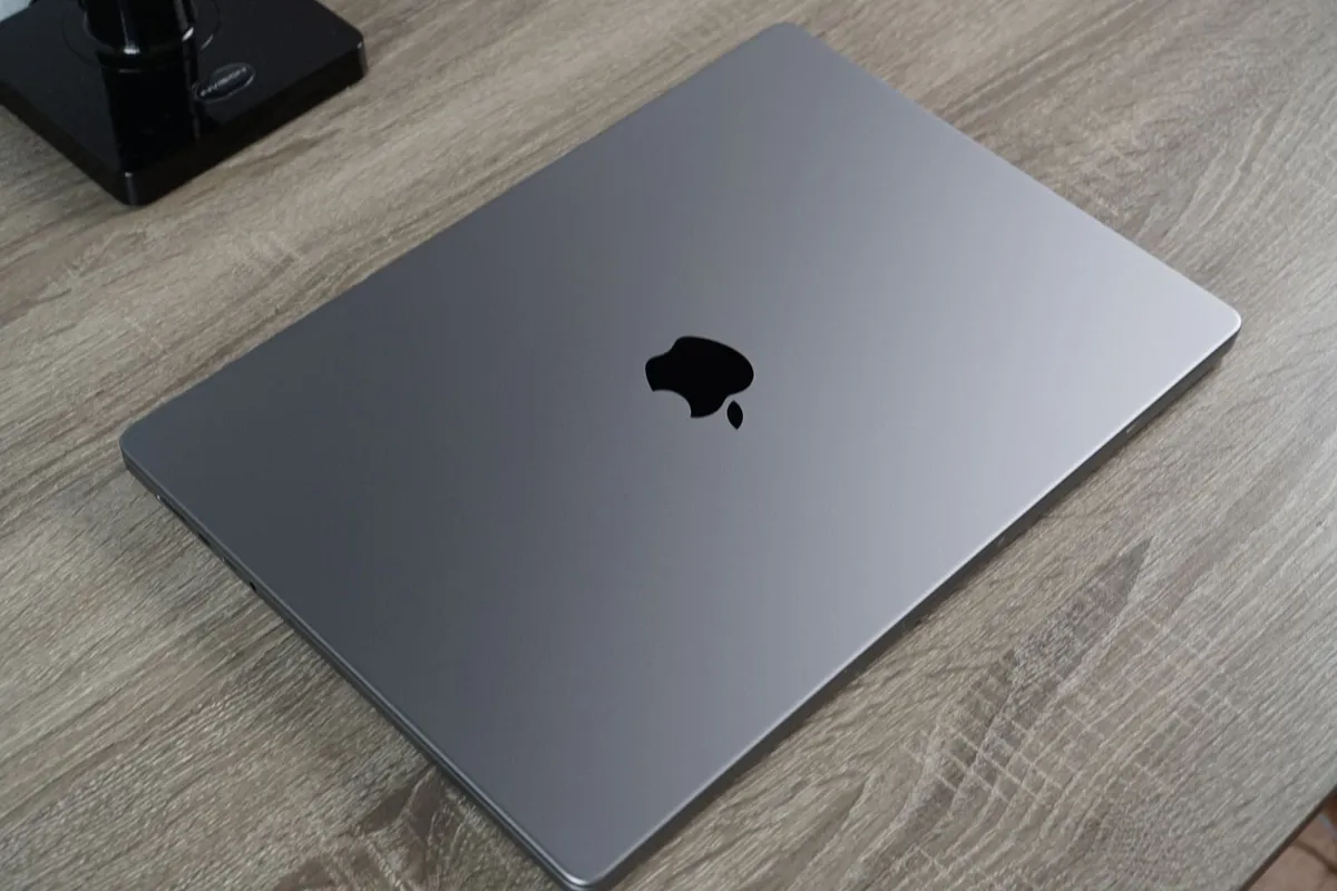 MacBook Pro 16" 2021 M1 Pro | 16GB | 512GB | 99% - Image 4