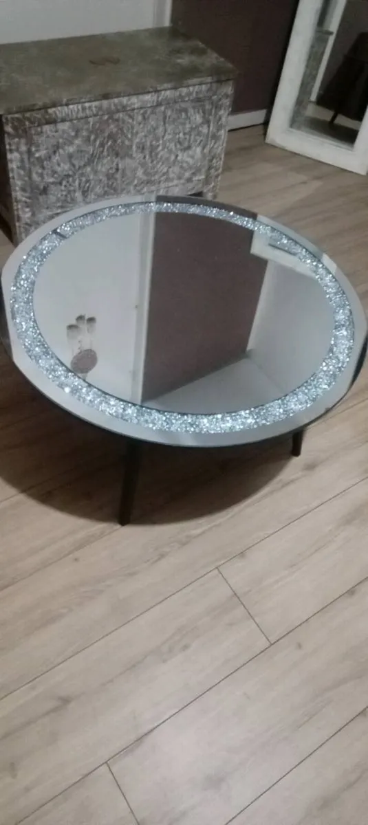 Coffee table and mirror - Image 3