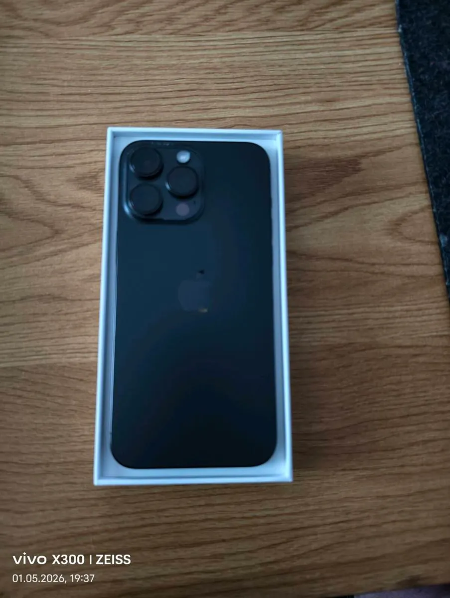 iPhone 15 Pro Max 256 GB - Image 2