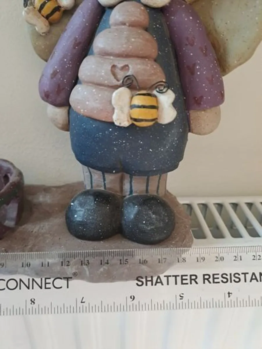 Crazy Mountain June Candle holder bee keeper - Image 2