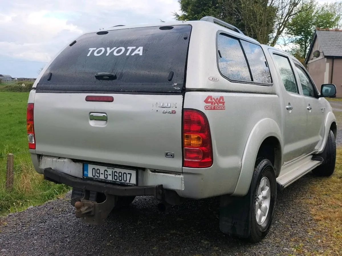 2009 Toyota Hilux - Image 3