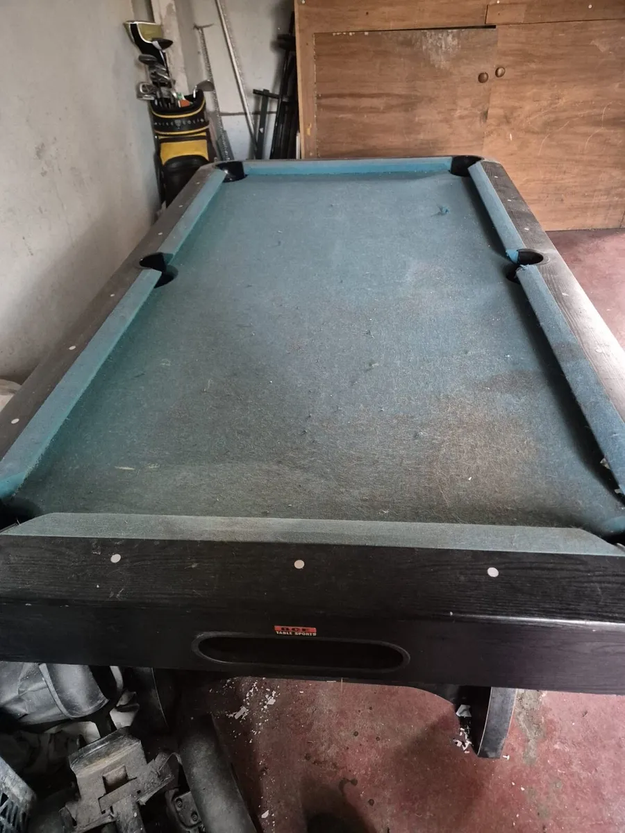 Pool table - Image 2