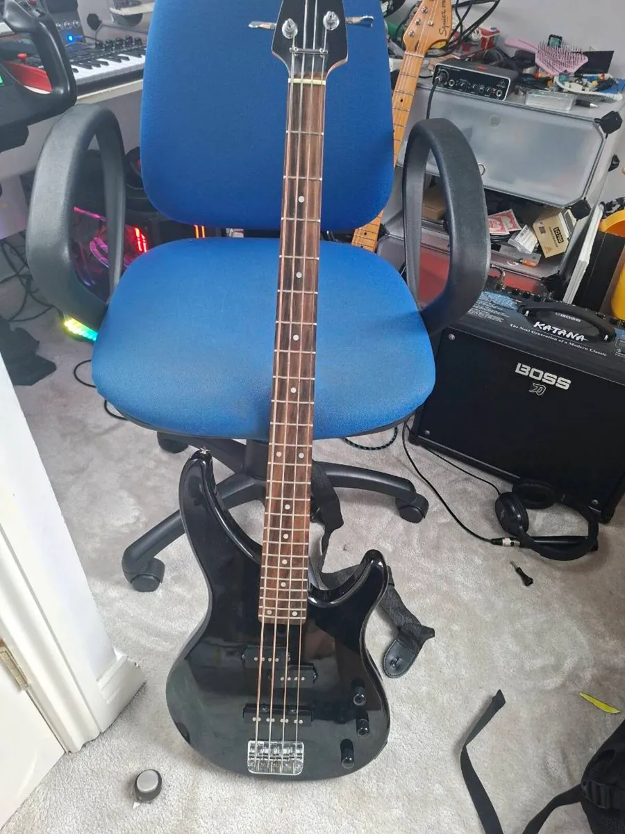 Yamaha Trbx 174 Bl - Image 1