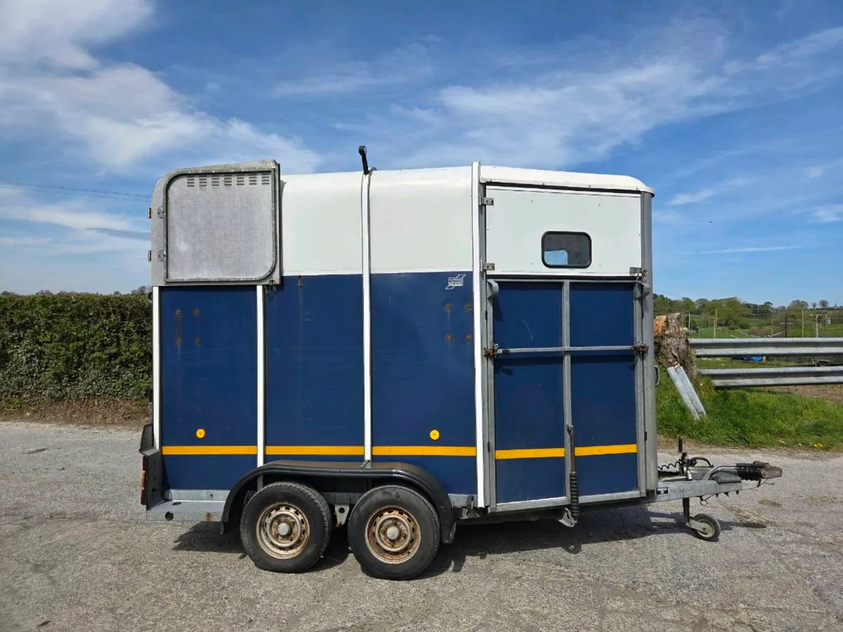 Ivor Williams 505 horse box - Image 1