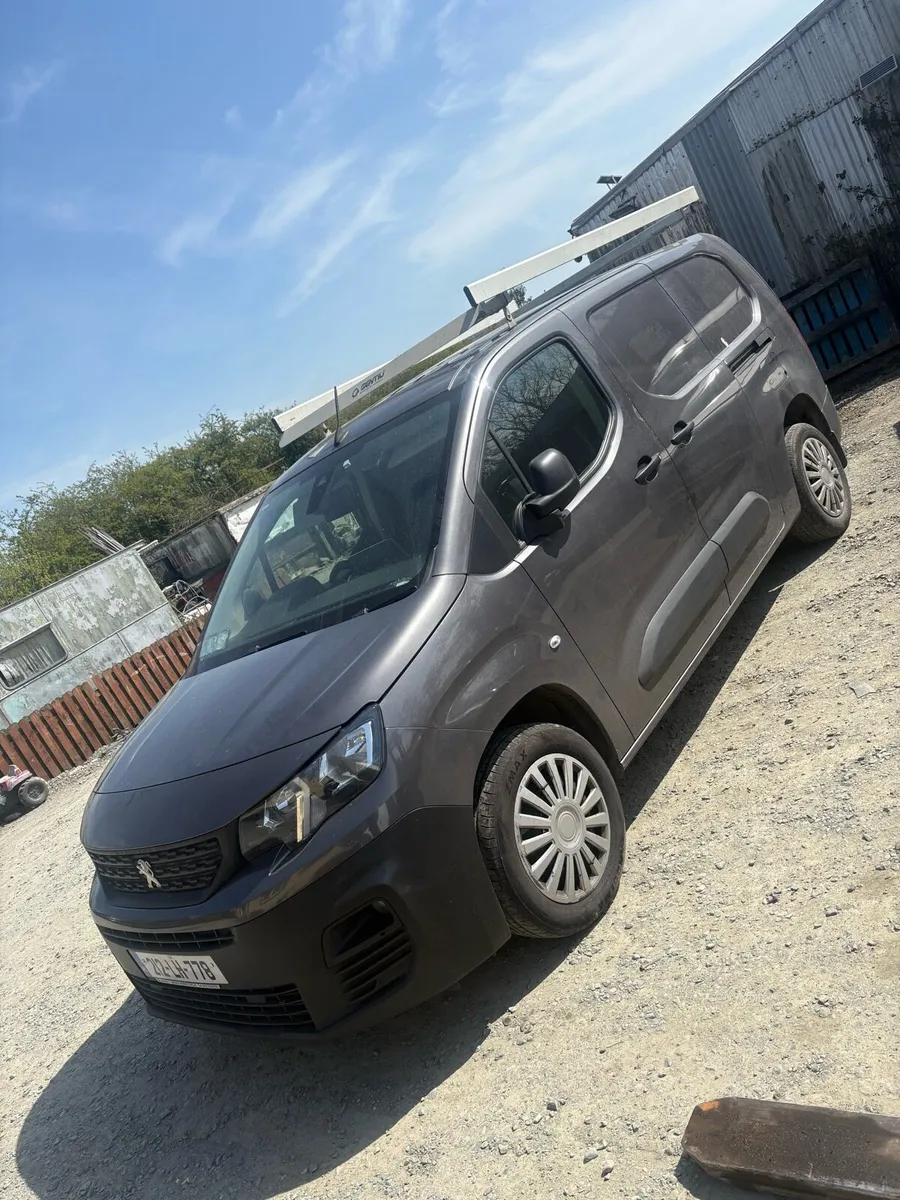 2021 Peugeot partner - Image 2