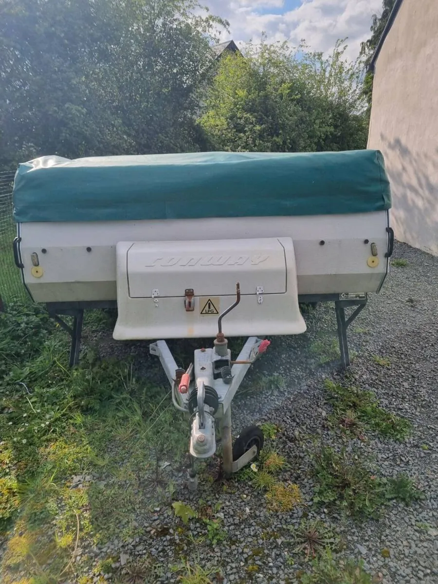 Camper trailer - Image 2