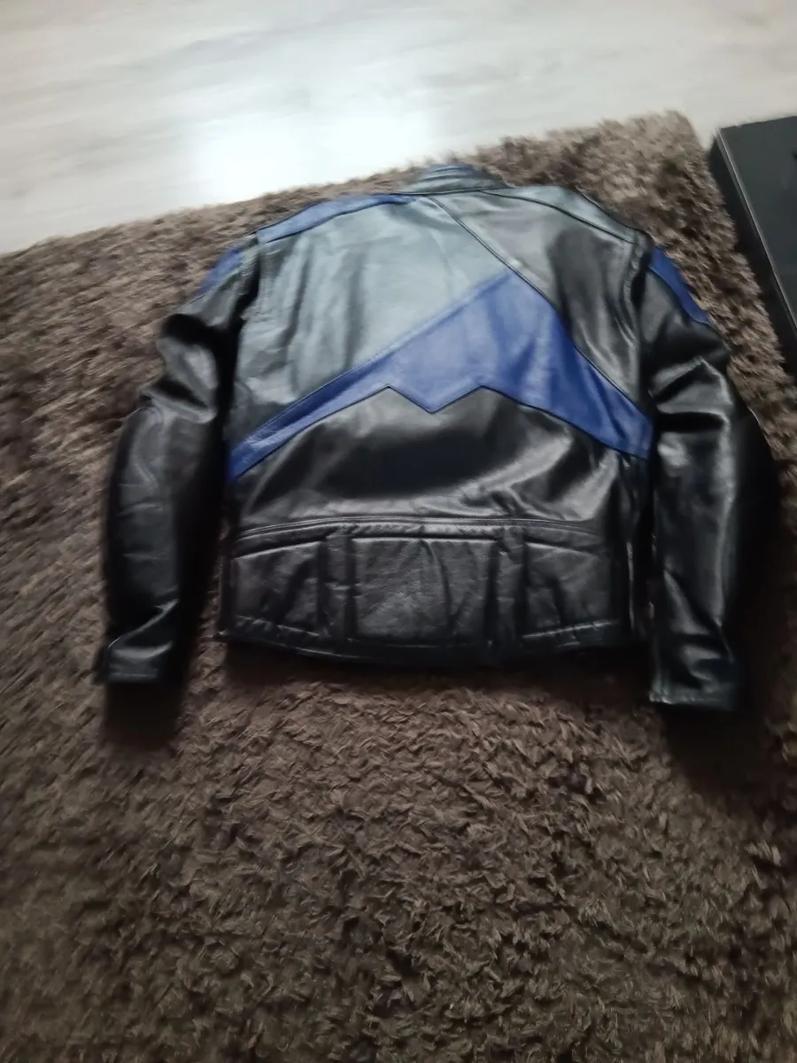 Motorcycle leather jacket - Image 3