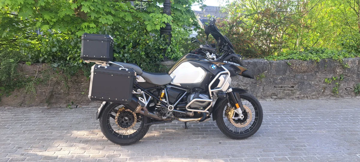 21 BMW R1200GS Adventure - Image 1