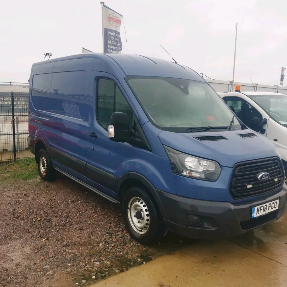 2018 ford transit MWB  4 WHEEL DRIVE