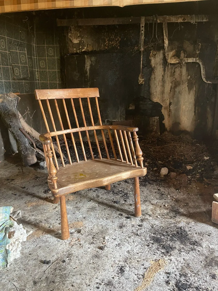 Primitive 19c Irish Hearth chair - Image 1