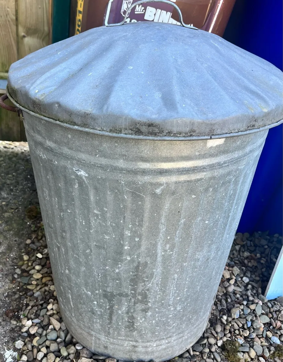 For sale zinc container - Image 1